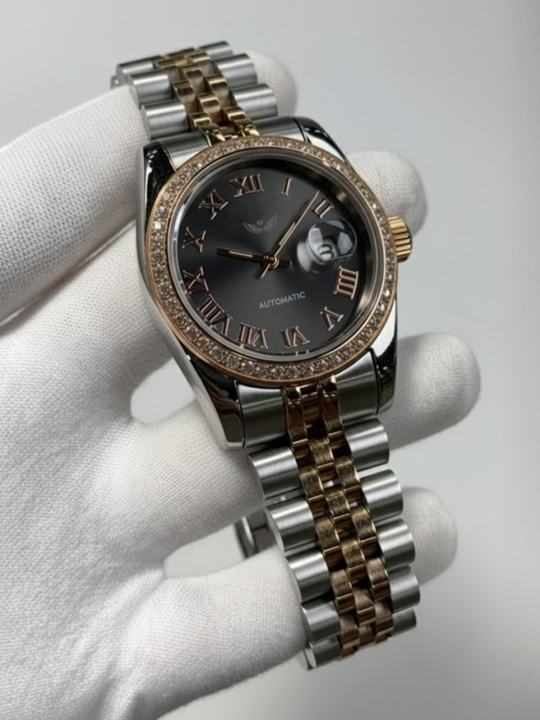 Black Roman Dial