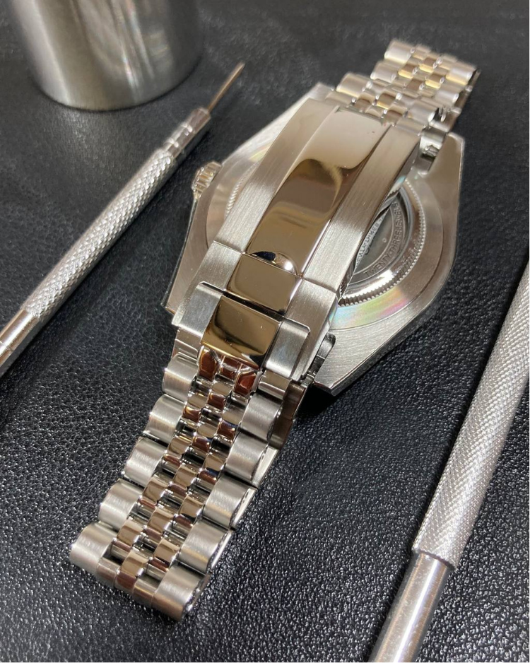 Purple Textured Dial