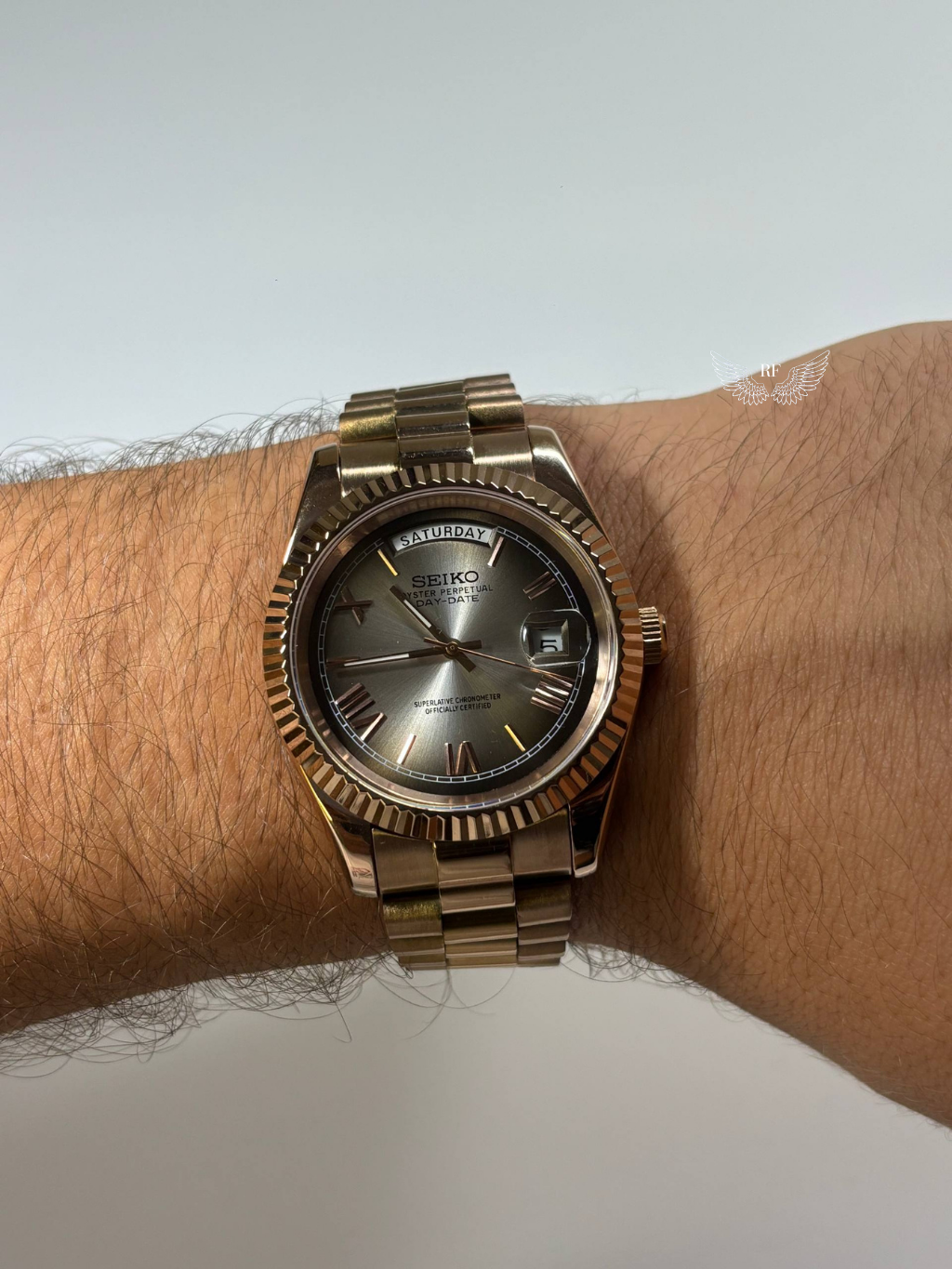 Rose Roman Dial