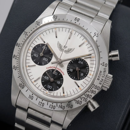Vintage White Chronograph 37mm