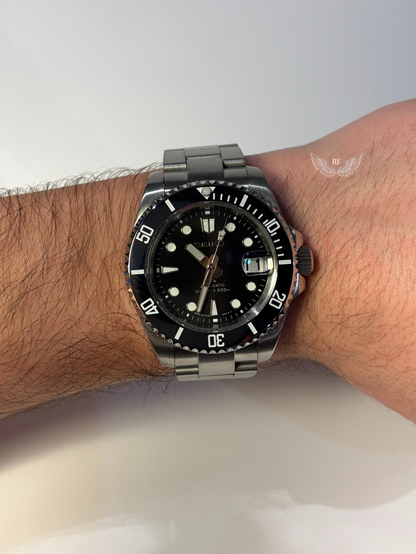 Black Submariner Dial