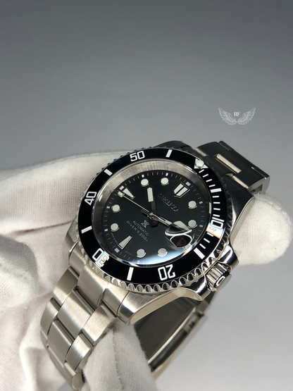 Black Submariner Dial