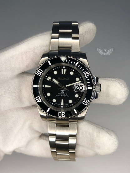 Black Submariner Dial