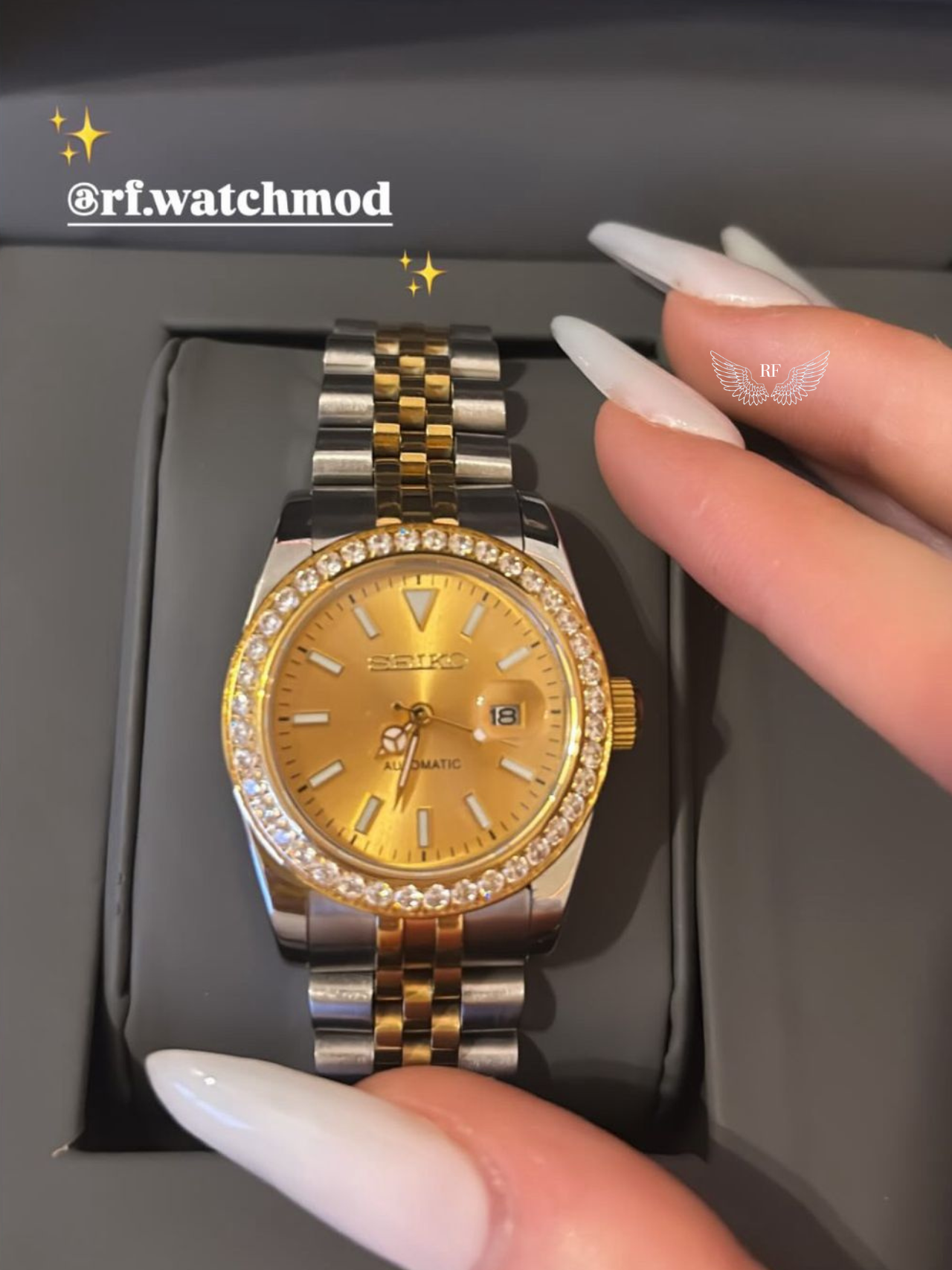Royal Gold Dial