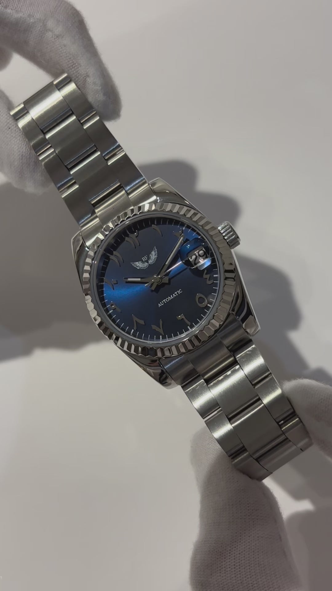 Load video: CREATE YOUR UNIQUE CUSTOM PIECE