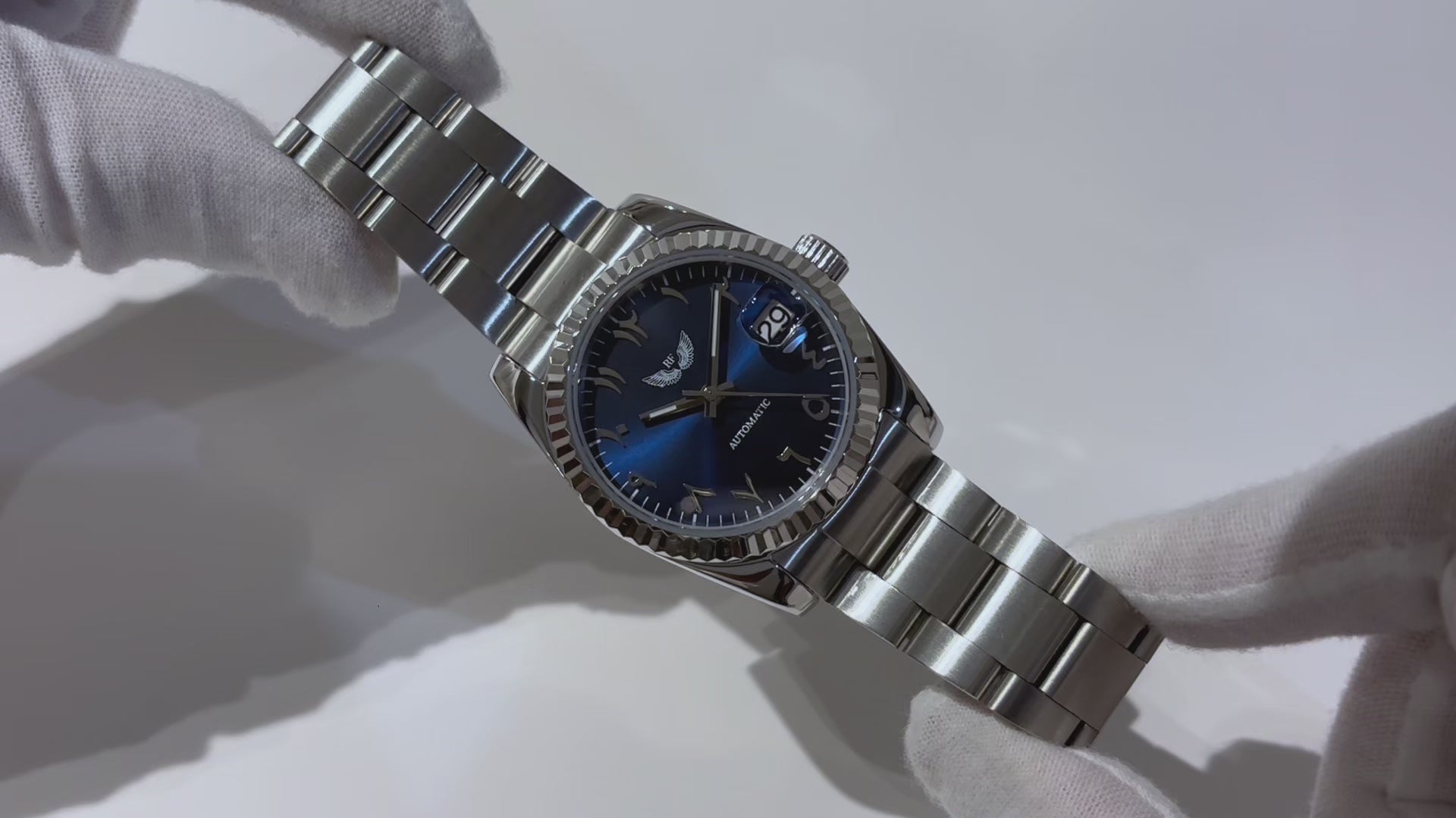 Load video: CREATE YOUR UNIQUE CUSTOM PIECE